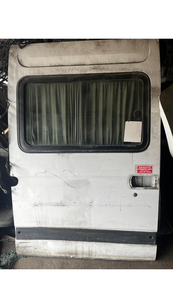 Renault Master 2  Sağ Sürgülü Kapı 